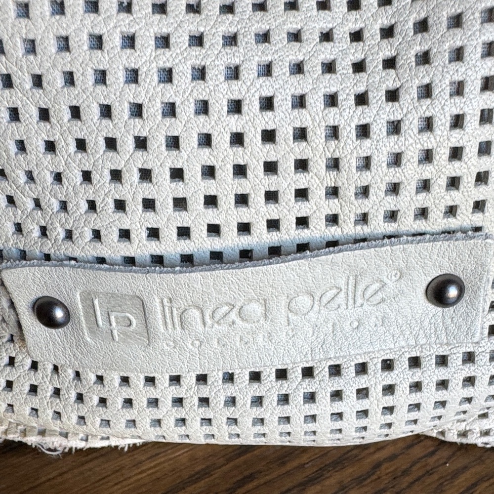 Linea Pelle Cream Satchel Bag - Picture 6 of 10